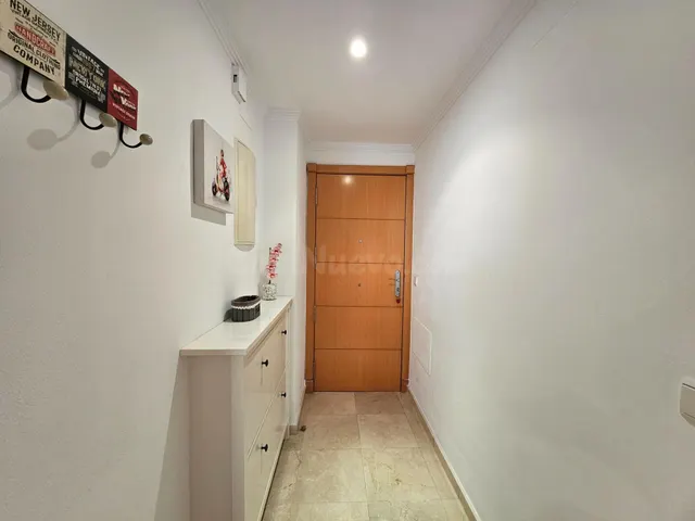 ÁTICO CON GRAN TERRAZA SOLÁRIUM EN ARENAL GOLF – DISPONIBLE 