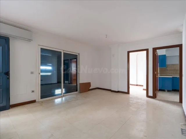 PISO | Terraza y vida junto al mar en Playa Honda - foto 4