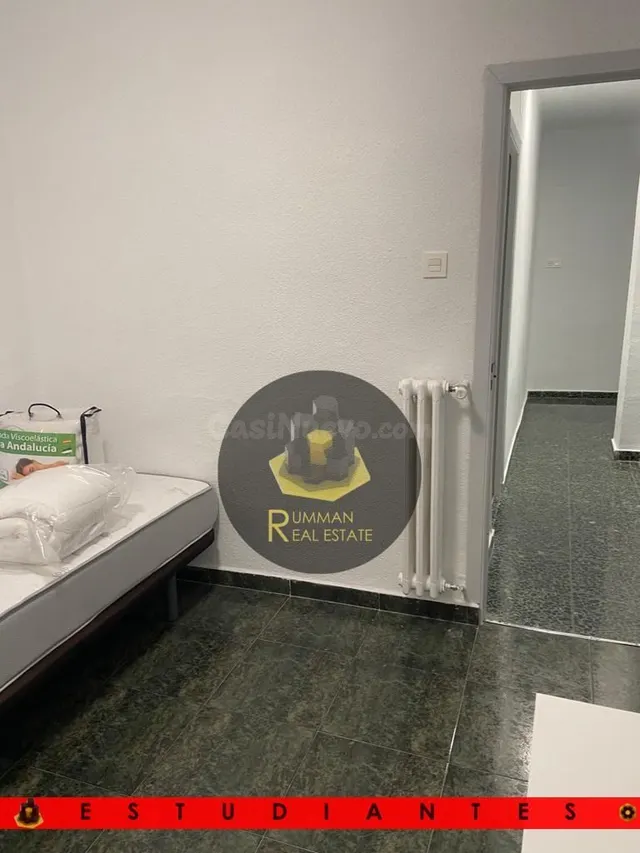 EST/ TRAB. Estupendo piso para ESTUDIANTES con SEIS dormitor - foto 5