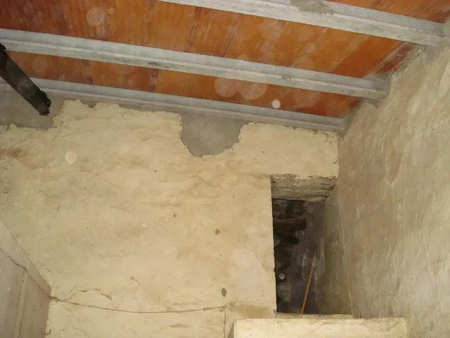 Se vende piso para reformar con Tejado Reformado — 14