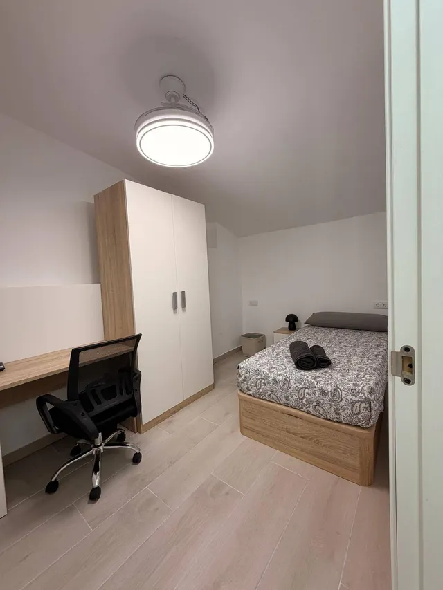 habitaciones EN ALQUILER DE TEMPORADA — 14