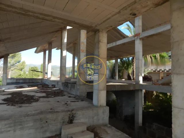 CHALET EN CONSTRUCCIÓN. ALBAIDA. — 32