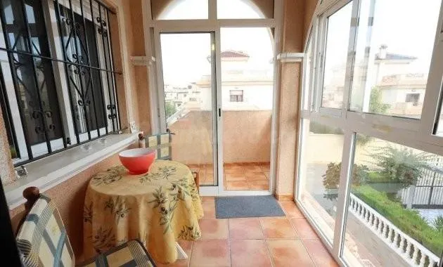 Bungalow de 2 dormitorios en La Zenia, Alicante (Costa Blanca) — 5