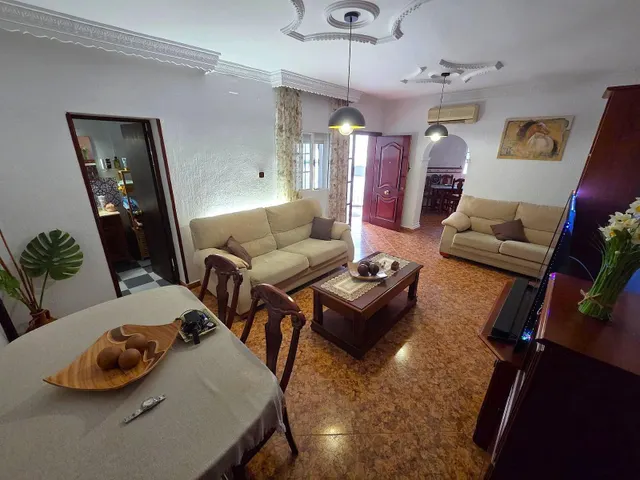 GRAN VIVIENDA CON GARAJE EN CHICLANA DE LA FRONTERA SITUADA EN LA ZONA DEL PILAR — 23