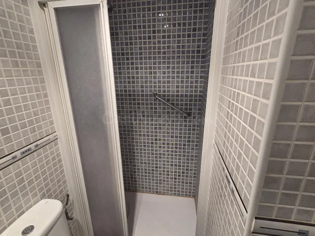 SE VENDE PISO DE 123 M2 EN VALENCIA DE DON JUAN (LEÓN), 1º S - foto 4