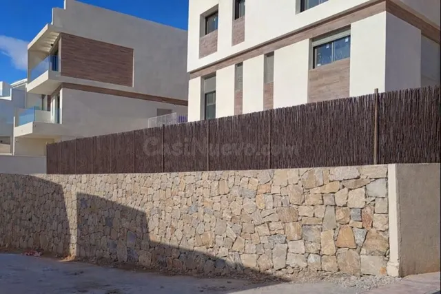 Villa 3 habitaciones 185m² en venta - PAU 8
