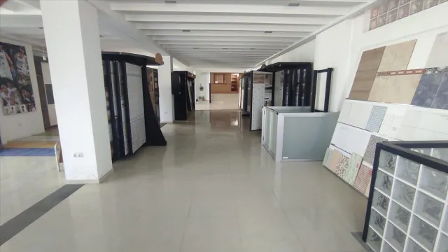 LOCAL COMERCIAL EN SAHAGUN — 6