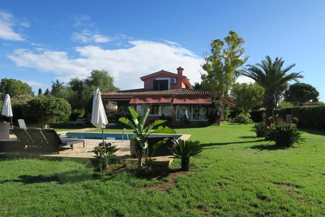 OPPORTUNIDAD CHALET INDEPENDIENTEM CON LICENCIA VACACIONAL 4 - foto 4