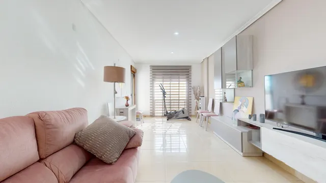 PISO DE TRES DORMITORIOS CON PISCINA CLIMATIZADA, GIMNASIO Y SAUNA EN SAN PEDRO DEL PINATAR — 6
