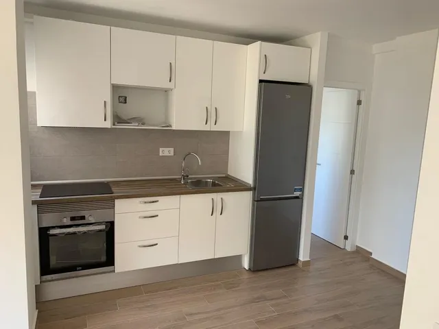 Los cristianos  Piso 1 habitación a 200 metros del mar en urb de calidad — 4