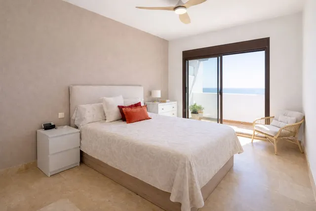 Ático 3 habitaciones 113m² en venta - Playa la alcaidesa - foto 3