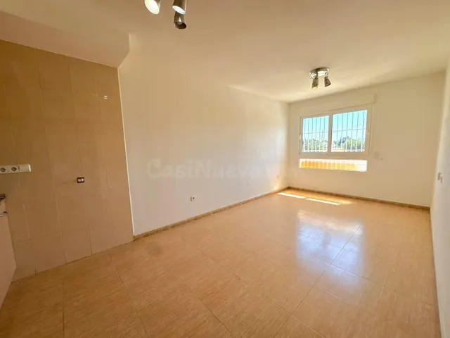 Piso de 2 habitaciones con patio y garaje en San Ginés, Murc - foto 4