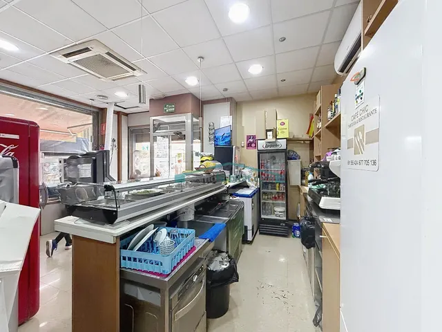 TRASPASO CAFETERÍA / BAR EN FUNCIONAMIENTO – CAMPANAR, VALEN - foto 5