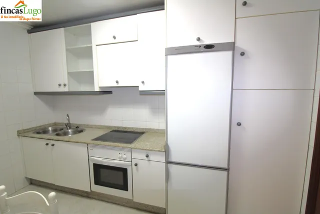 PISO DE 4 DORMITORIOS CERCA DEL CENTRO — 19