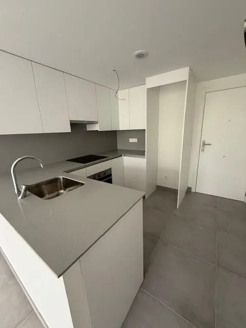 Benimaclet.Vivienda en alquiler vacia y con electrodomésticos.Seminueva — 11