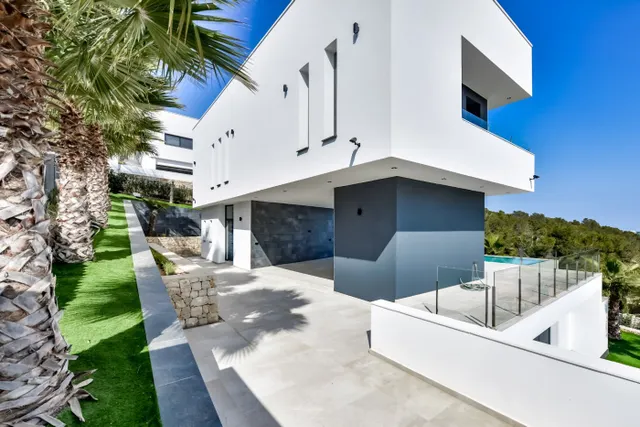 Impresionante villa moderna en una ubicación privilegiada con vistas al mar — 10