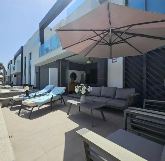 Apartamento 2 habitaciones 84m² en venta - Urbanizaciones — 16