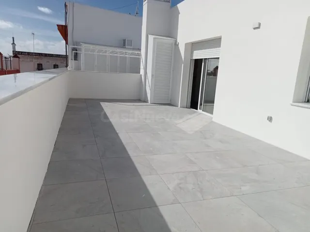 VENTA ESTUDIO EN PLANTA ATICO CADIZ CENTRO (OBRA NUEVA) - foto 3