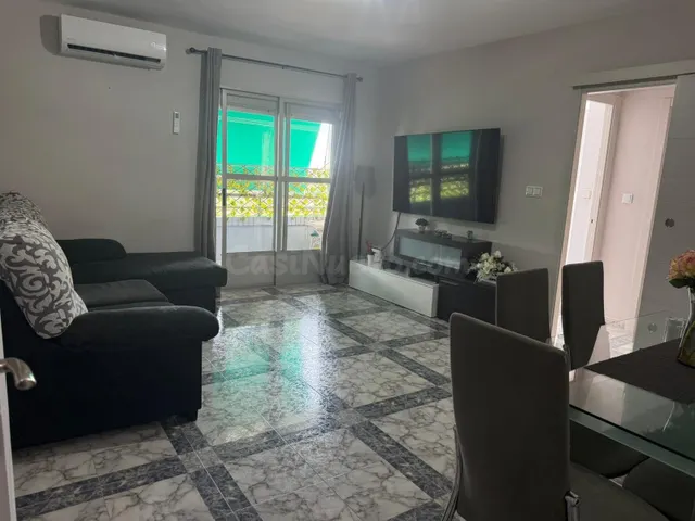 Piso en venta de 3 habitaciones con balcón y buenas vistas e