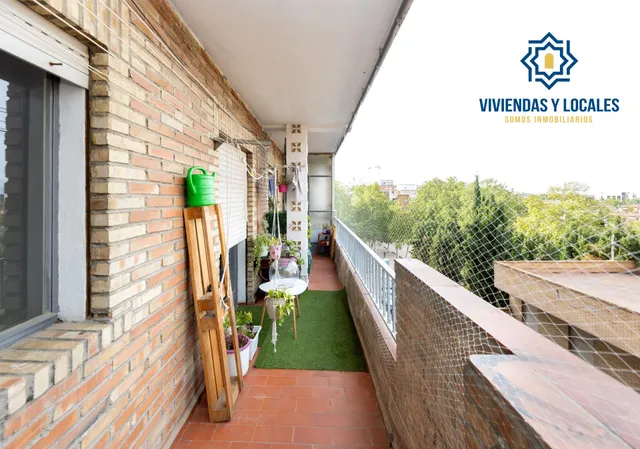 En Venta Piso de 4 dormitorios con ascensor, ideal para reformar a tu gusto. — 12
