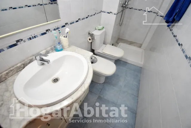Gran amplitud, excelente luminosidad y precio atractivo en este piso con garaje — 24