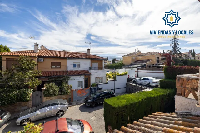 Preciosa casa en Ogíjares con piscina y jardín — 23
