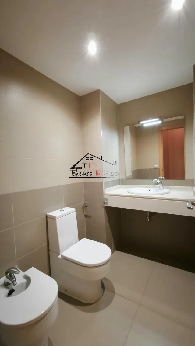 Amplio y Moderno Piso en el Corazón de Vinaròs por solo €750 — 14