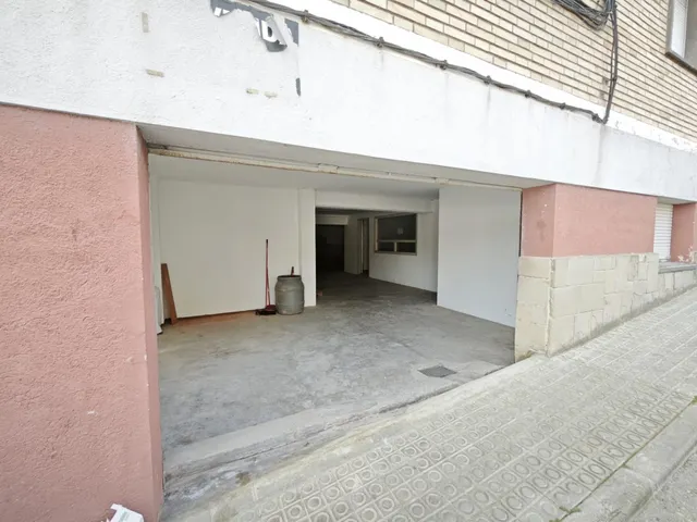 LOCAL DE 124 M2 EN PLENO CENTRO DE AVINYÓ — 3