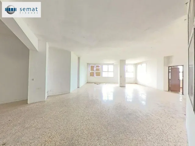 Compra o alquila este local comercial en la mejor zona de Cervera — 10