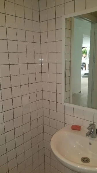 EN VENTA LOCAL COMERCIAL EN LOS CRISTIANOS — 9