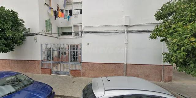 Venta piso en Sevilla — 3