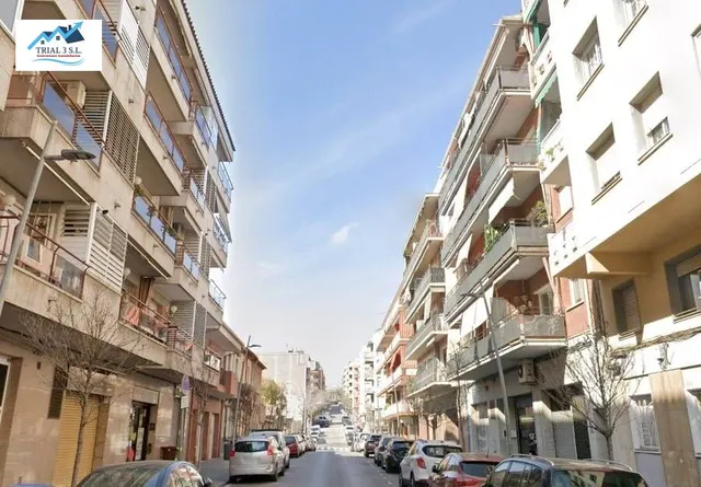 Venta de Piso en Ripollet (Barcelona) — 2