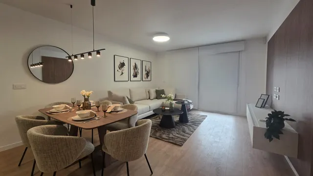 VIVIENDA CON PISCINA y SUPER TERRAZA de 100  m2 — 5