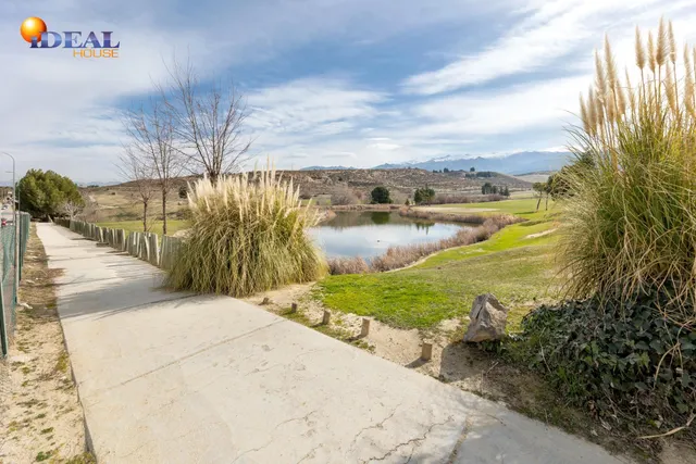 Venta de parcela urbana en Otura (Zona Santa Clara Golf) — 18