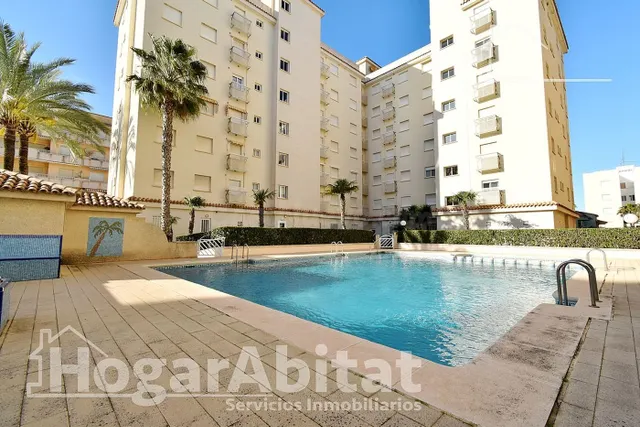 REFORMADO CON PISCINA Y TERRAZA A UN PASO DE LA PLAYA - foto 5