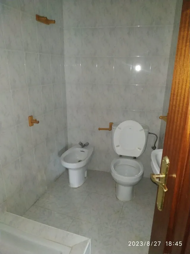 EDIFICIO DE 5 PLANTAS EN VENTA EN PLENO CENTRO DE QUIROGA — 23