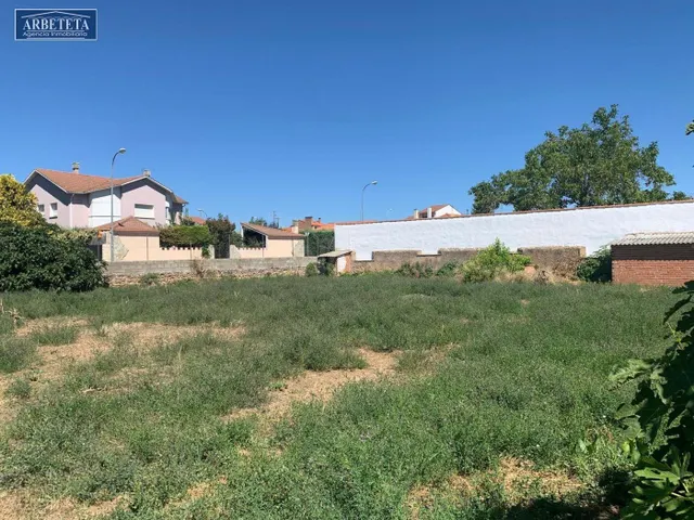 TERRENO URBANO EN CIFUENTES — 4