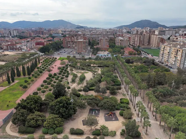 Se vende planta baja con 4 dormitorios y 3 baños en Cartagena junto al Parque de la Rosa — 11