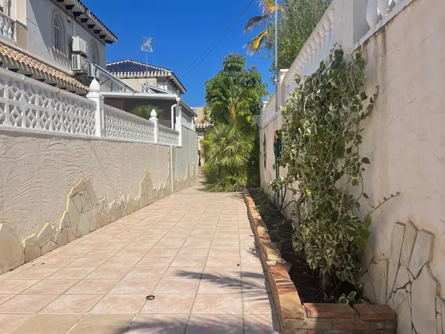Casa 5 habitaciones 161m² en venta - Torre la mata — 31