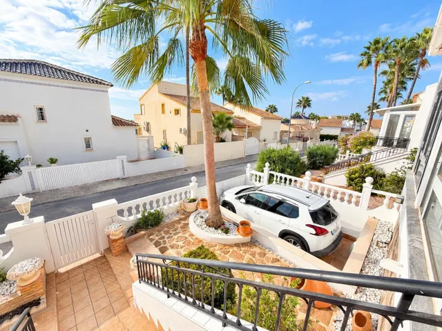 Villa 3 habitaciones en venta - Villamartín-Las Filipinas — 39
