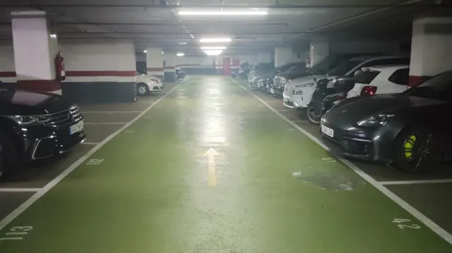 Parking de moto 5m² en alquiler - Eixample — 15