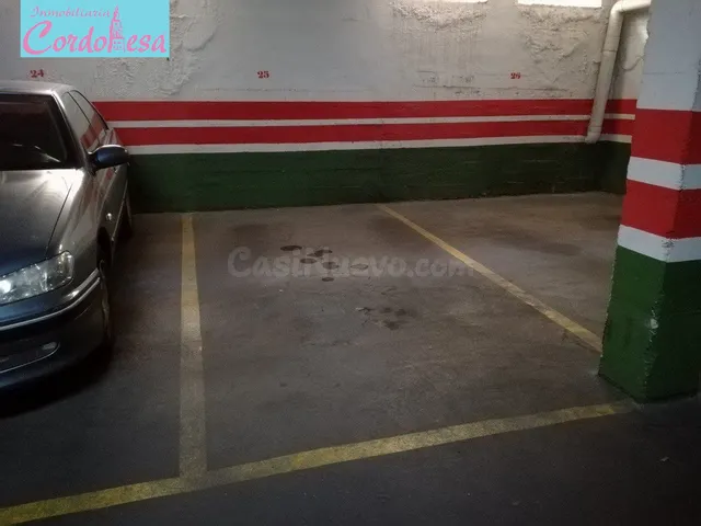 Garaje en alquiler - Centro