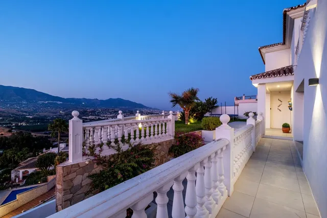 Chalet 6 habitaciones 282m² en venta - Riviera del sol — 41