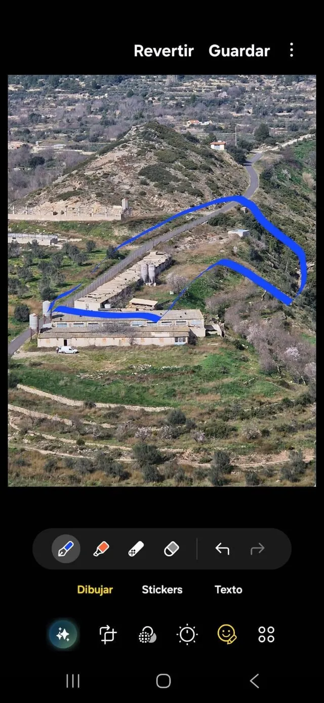 Gran Finca Rústica en Jérica: 7.000 m2 con amplias naves, id - foto 2