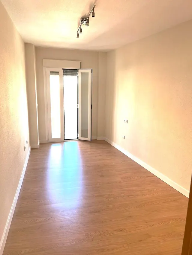 Ubicación excepcional en Plaza de España: Vivienda en el corazón de Águilas, a un paso del mar — 8