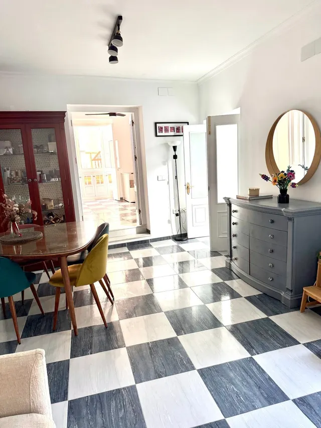 UN HOGAR CON ENCANTO EN EL CORAZÓN DE CÁDIZ — 13