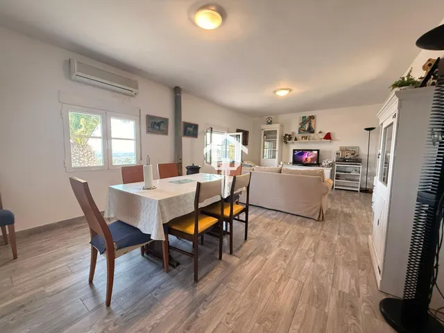 CHALET INDEPENDIENTE EN VENTA EN ALICANTE, 2762m2, 5 habitac - foto 4