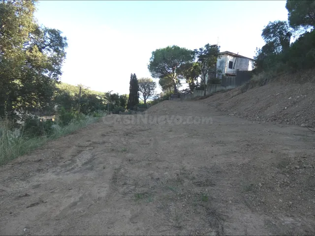 CALONGE: Parcela de 883 m2. Urbanización Mas Pere. La mas nu - foto 3
