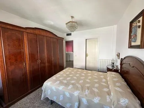 Piso Céntrico con plaza de garaje incluida en el precio — 8