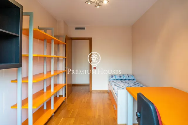 Piso con terraza en Gavà Mar — 22
